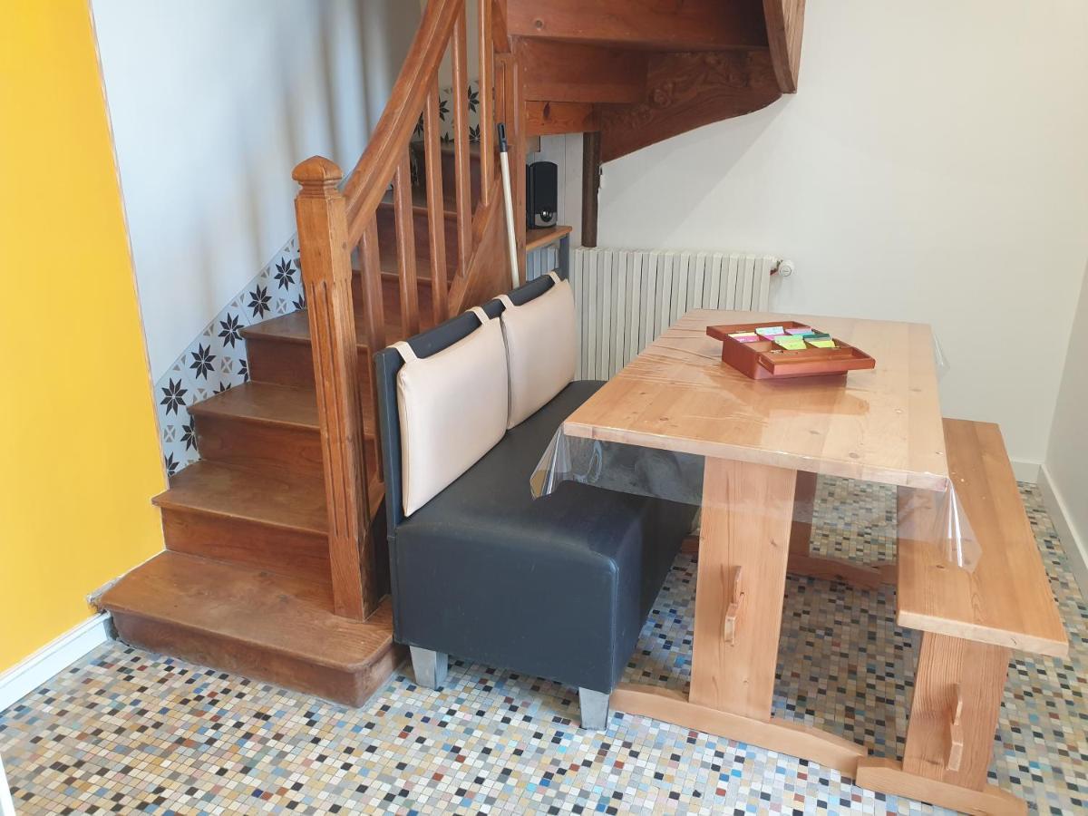 Gite Atypique Avec Jacuzzi Hillion Exterior foto
